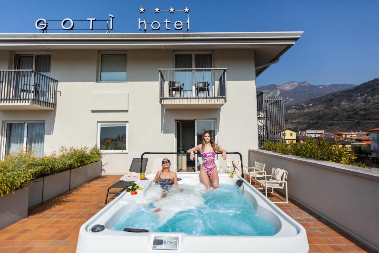 Goti Hotel Torbole Sul Garda Dış mekan fotoğraf