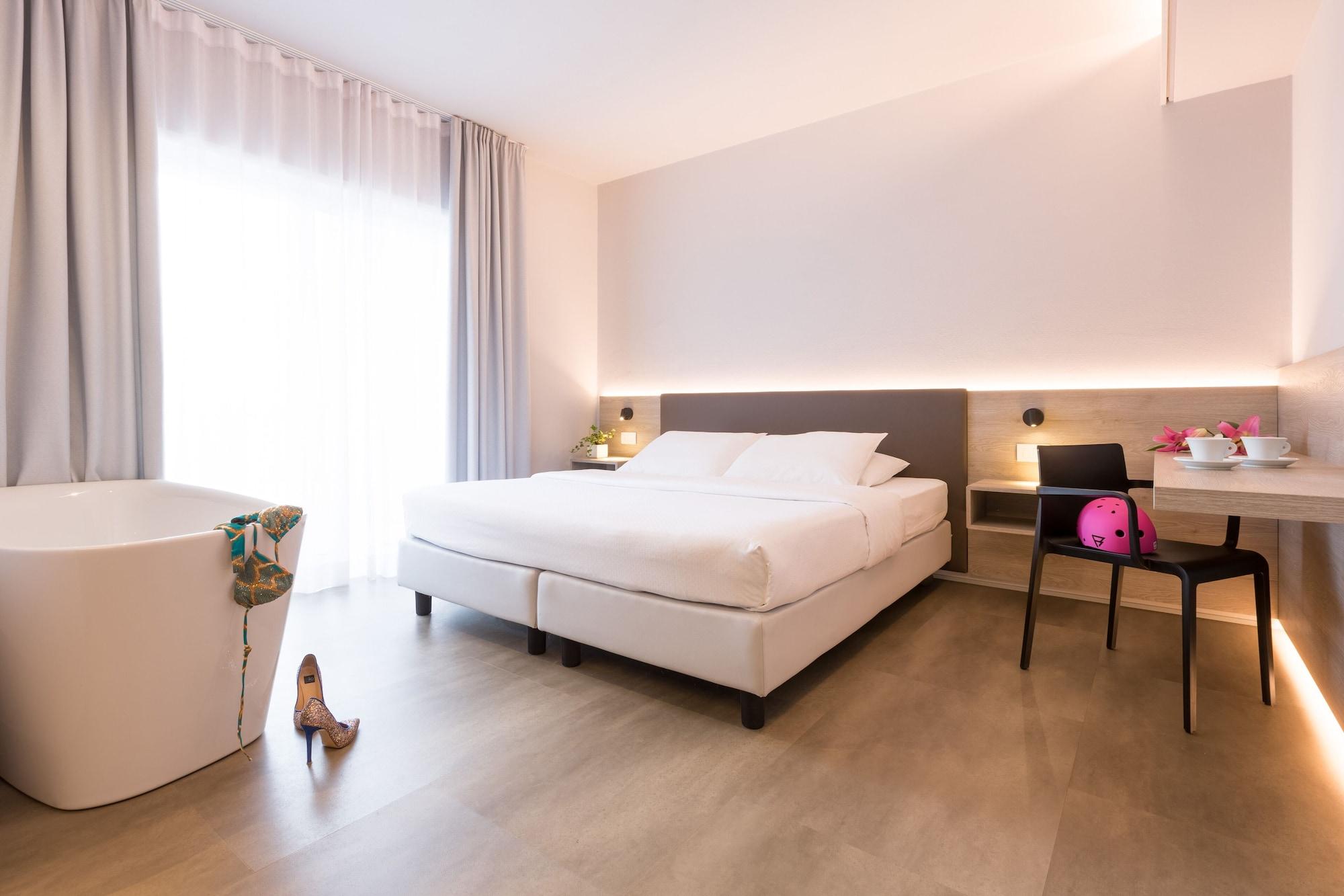 Goti Hotel Torbole Sul Garda Dış mekan fotoğraf
