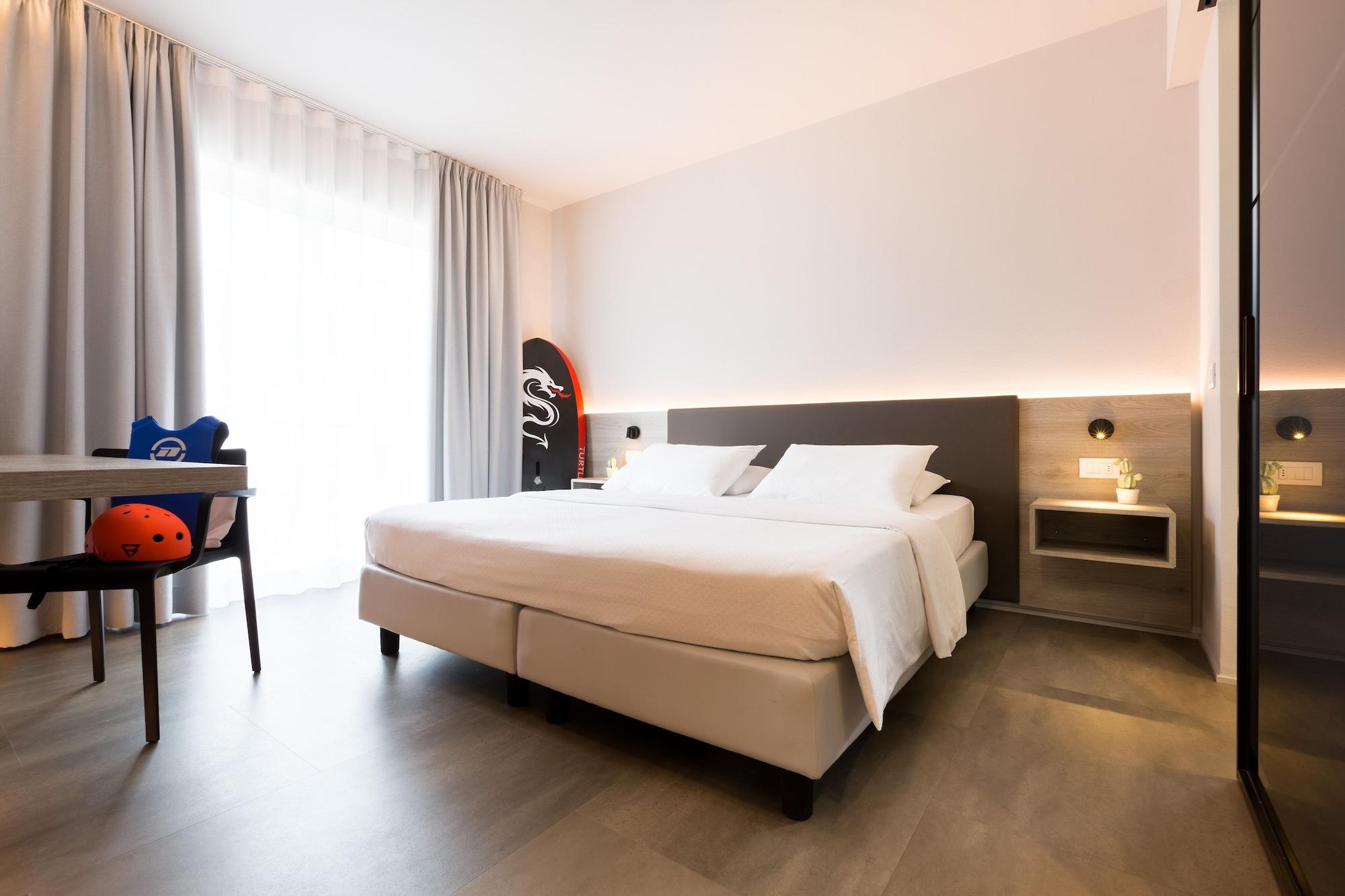 Goti Hotel Torbole Sul Garda Dış mekan fotoğraf