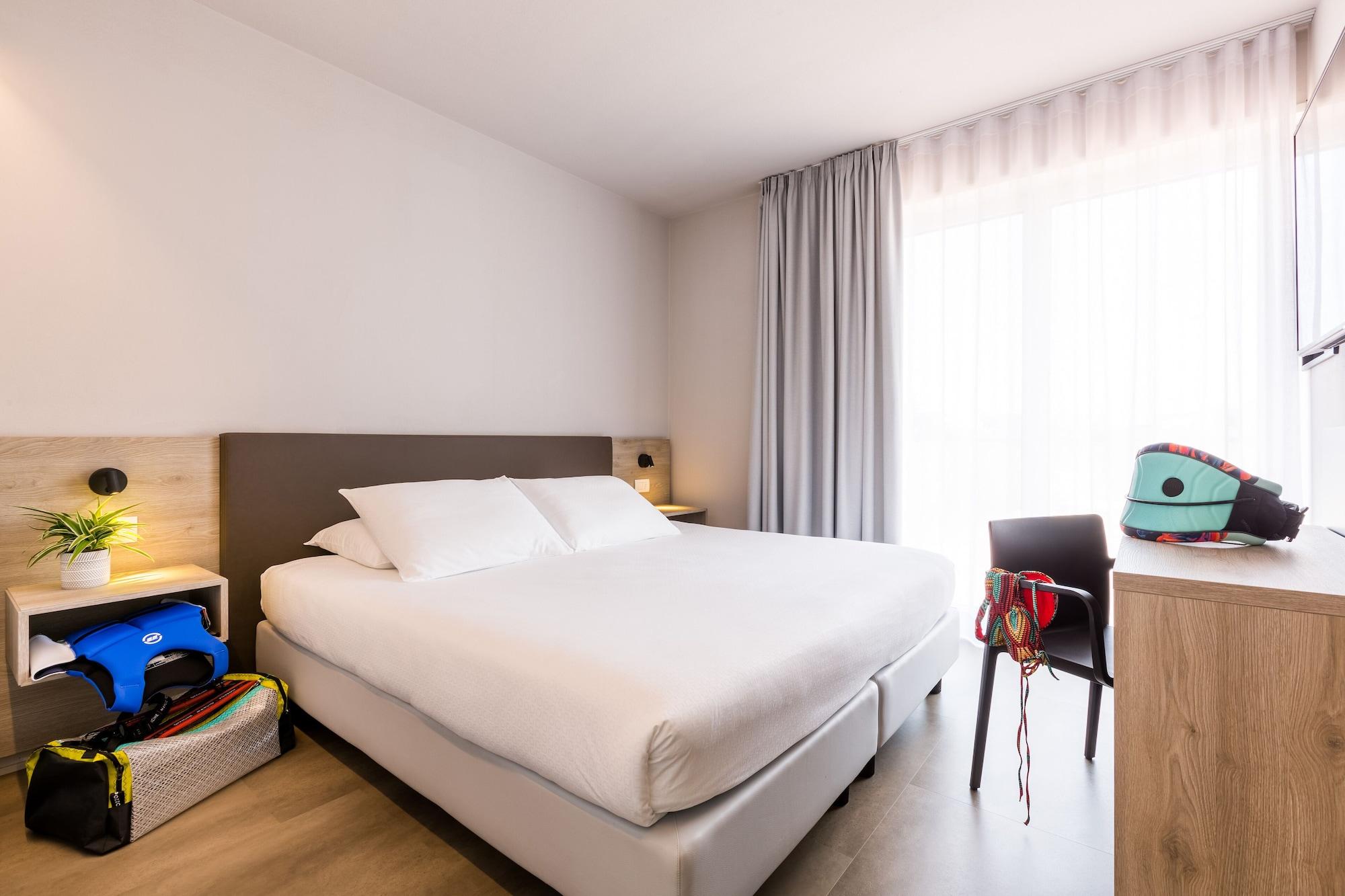 Goti Hotel Torbole Sul Garda Dış mekan fotoğraf