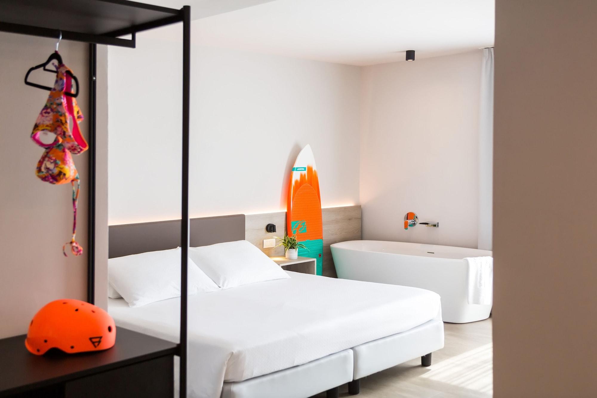 Goti Hotel Torbole Sul Garda Dış mekan fotoğraf